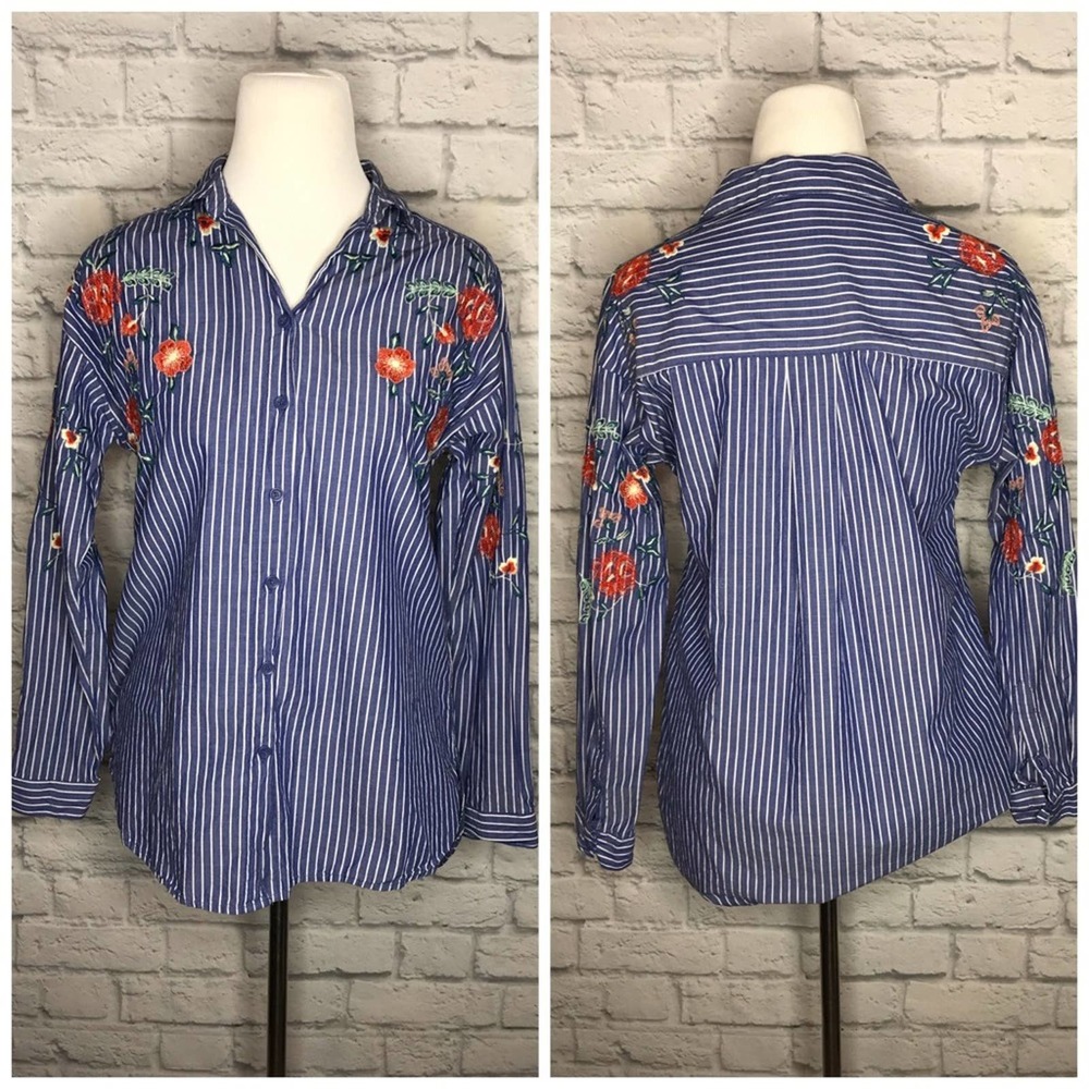 BeachLunchLounge Blue Striped Embroidered Button Down Floral